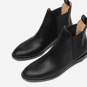 Everlane The Chelsea Boot